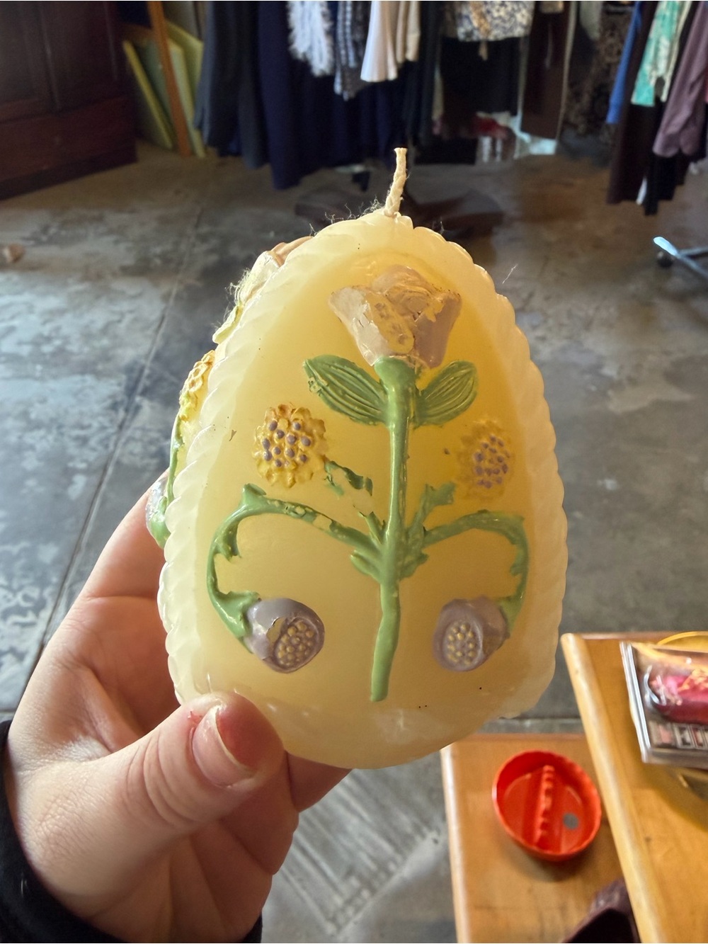 Egg decorative candle with flowers!